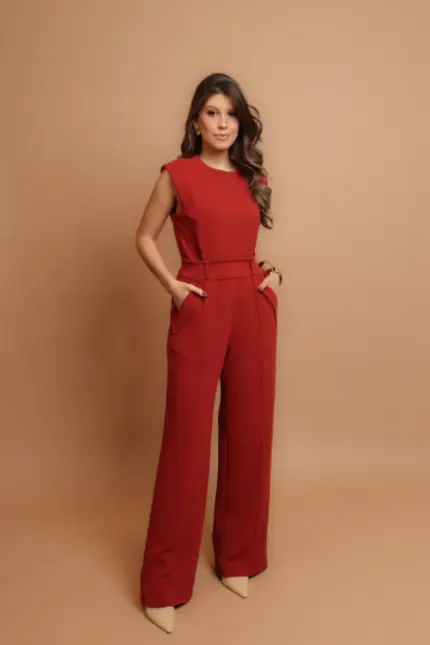 CALÇA GEORGIA COM RECORTES EM BOUCLÊ