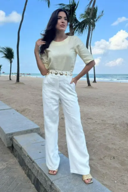 BLUSA AMELIE COM MANGA E ABOTOAMENTO COSTA EM LINHO PURO